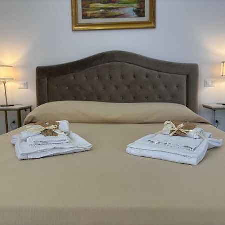 Tina'S Room Santa Maria di Castellabate Exterior foto